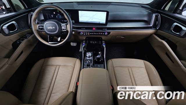 Kia Sorento 2024 — Фото 7/20