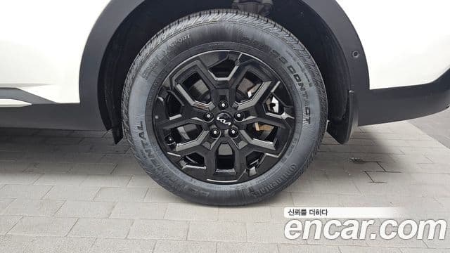 Kia Sorento 2024 — Photo 1/35
