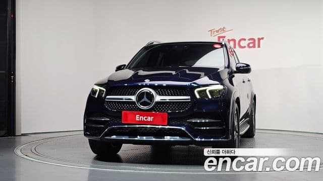 Mercedes-Benz GLE-Class 2021 — Şəkil 8/32