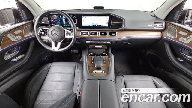 Mercedes-Benz GLE-Class 2021 — Şəkil 15/32