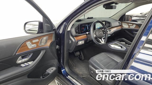 Mercedes-Benz GLE-Class 2021 — Şəkil 32/32