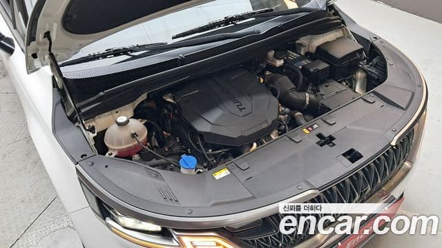 Kia Carnival 2023 — Фото 6/20