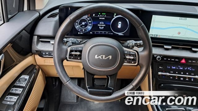 Kia Carnival 2023 — Фото 12/20