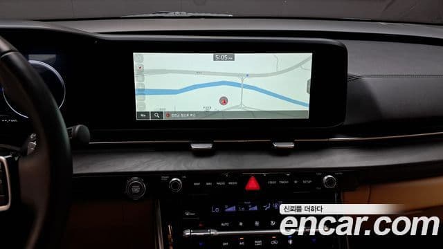 Kia Carnival 2023 — Фото 15/20