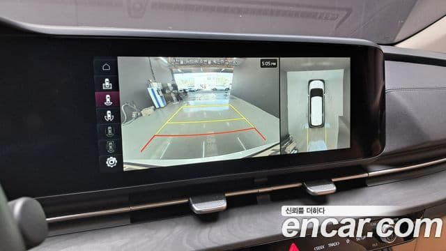 Kia Carnival 2023 — Фото 16/20