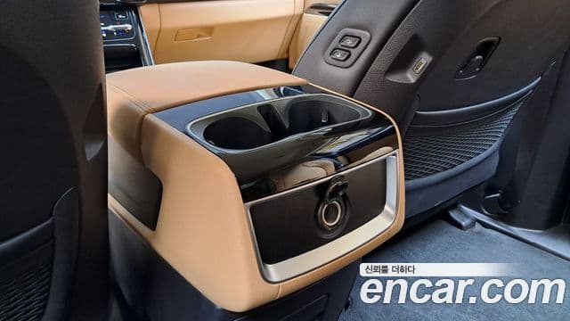 Kia Carnival 2023 — Şəkil 36/36