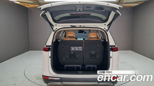 Kia Carnival 2023 — Şəkil 1/36