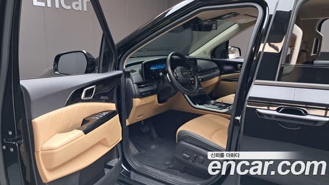 Kia Carnival 2022 — Фото 10/20