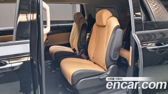 Kia Carnival 2022 — Фото 13/20