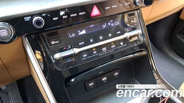 Kia Carnival 2022 — Şəkil 11/37