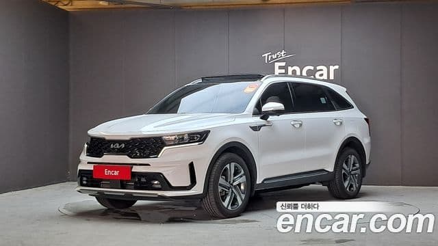 Kia Sorento 2022 — Фото 1/20