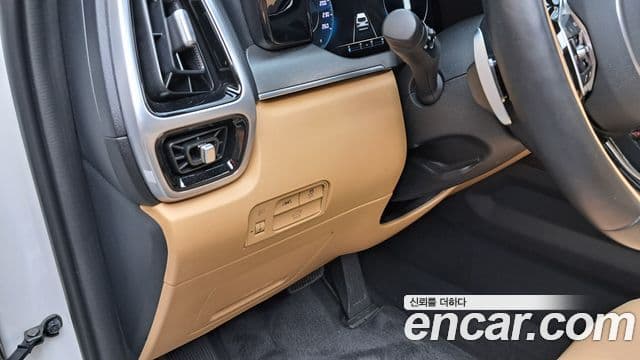 Kia Sorento 2022 — ფოტო 27/37