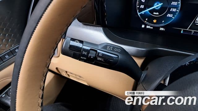Kia Sorento 2022 — ფოტო 1/37