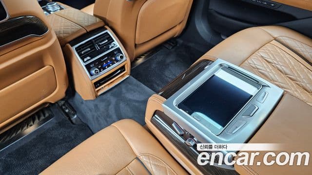 BMW 7 Series 2020 — ფოტო 4/20