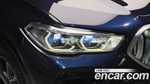 BMW X6 2022 — Şəkil 28/34