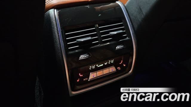 BMW X6 2022 — Şəkil 32/34