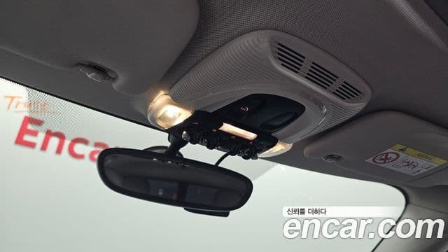 Mini Cooper Clubman 2022 — ფოტო 20/20