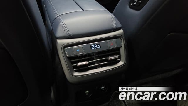Kia K8 2025 — Şəkil 21/39