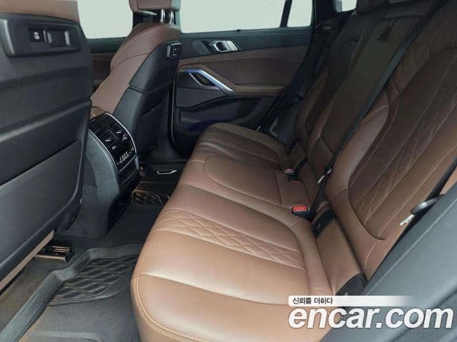 BMW X6 2023 — Photo 13/20