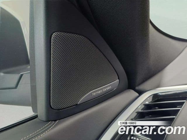 BMW X6 2023 — Photo 10/20