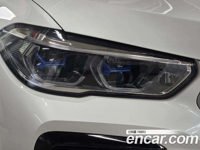 BMW X6 2023 — Photo 18/20