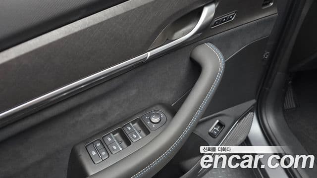 Renault Samsung Grand Koleos 2025 — Фото 15/20