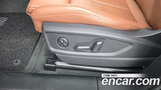 Audi Q5 2023 — Photo 27/34