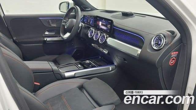 Mercedes-Benz EQB 2025 — ფოტო 16/18
