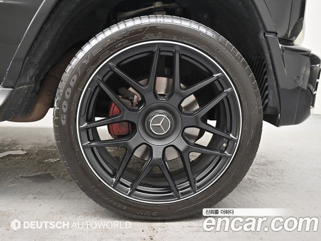Mercedes-Benz G-Class 2021 — Photo 1/20