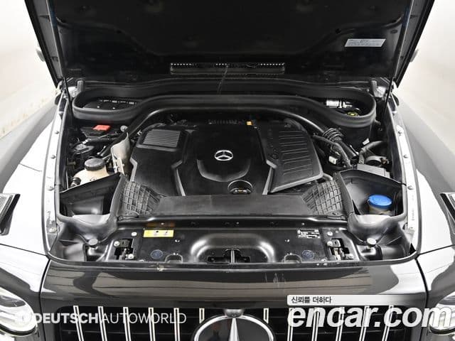 Mercedes-Benz G-Class 2021 — Photo 9/20