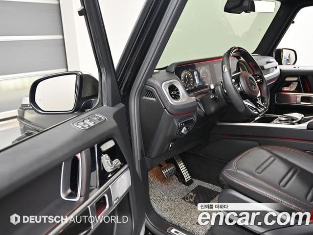 Mercedes-Benz G-Class 2021 — Photo 12/20