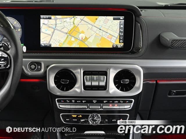 Mercedes-Benz G-Class 2021 — Photo 2/20