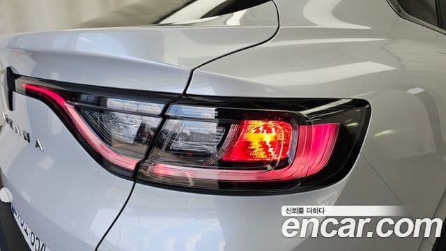 Renault Samsung Arkana 2025 — ფოტო 36/38