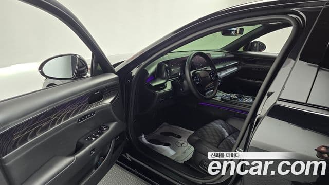 Genesis G90 2025 — Photo 18/40