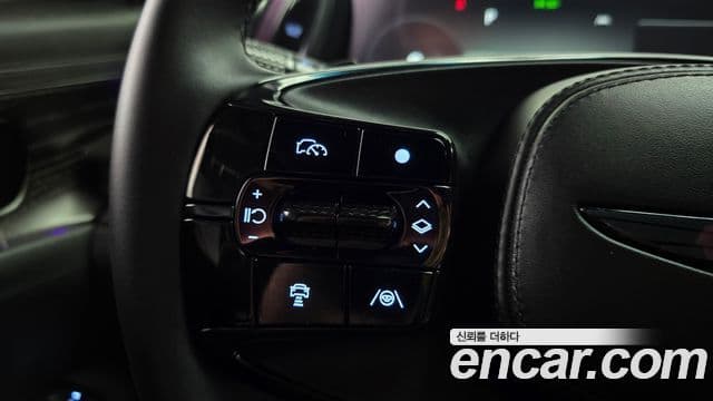 Genesis G90 2025 — Photo 19/40