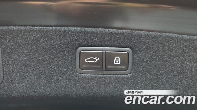 Genesis G90 2025 — Photo 23/40