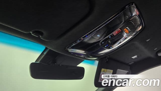 Genesis G90 2025 — Photo 30/40