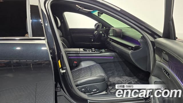 Genesis G90 2025 — Photo 16/40