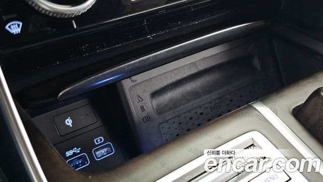 Genesis GV80 2022 — Photo 26/35