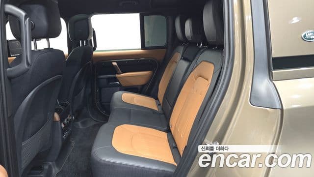 Land Rover Defender 2023 — Şəkil 12/33