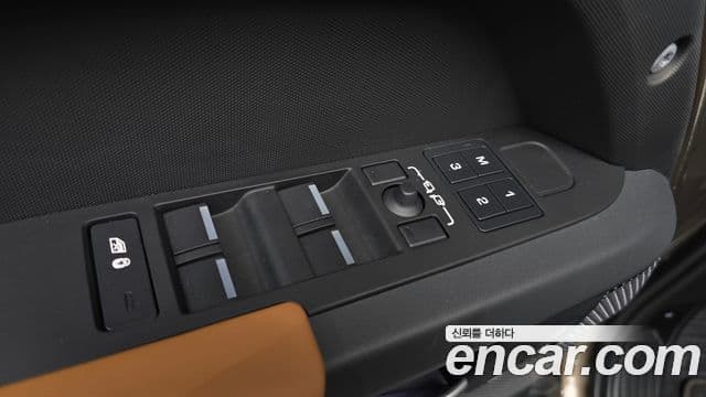Land Rover Defender 2023 — Şəkil 10/33