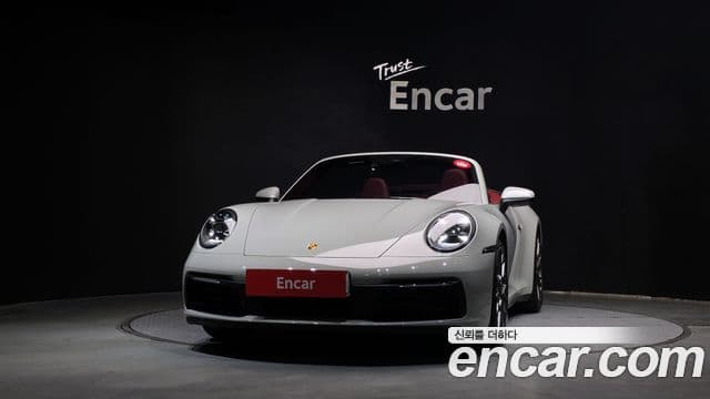 Porsche 911 2021 — ფოტო 23/30