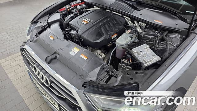 Audi A6 2022 — ფოტო 15/32