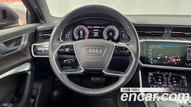 Audi A6 2022 — ფოტო 17/32