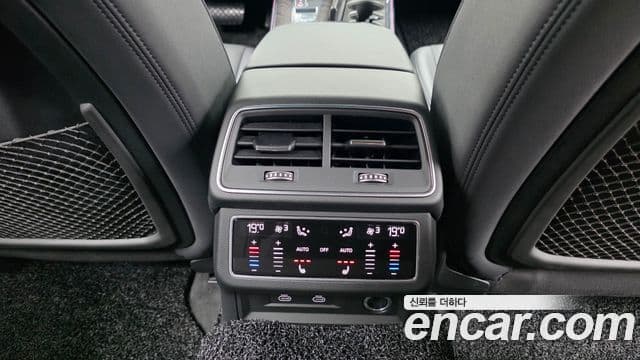 Audi A6 2022 — ფოტო 30/32