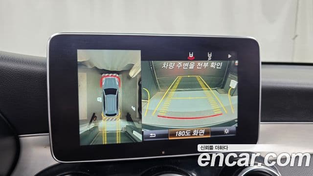 Mercedes-Benz GLC-Class 2019 — Photo 17/33