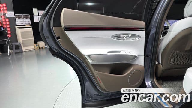 Genesis GV70 2024 — Şəkil 25/34