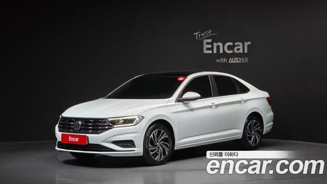 Volkswagen Jetta 2021 — Photo 7/31