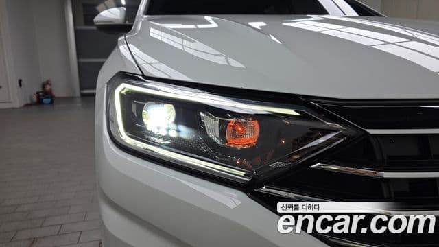 Volkswagen Jetta 2021 — Photo 6/31