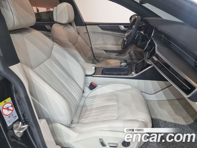 Audi A7 2022 — ფოტო 1/20